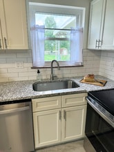 736 Maple Dr in Cincinnati, OH - Building Photo - Building Photo