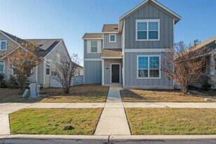 283 Fabion St in Niederwald, TX - Building Photo