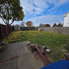 2064 Halstead Ave in Lakewood, OH - Building Photo - Building Photo