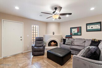 10415 N 10th St in Phoenix, AZ - Building Photo - Building Photo