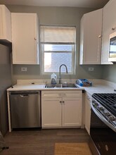 4854 W Addison St in Chicago, IL - Building Photo - Building Photo