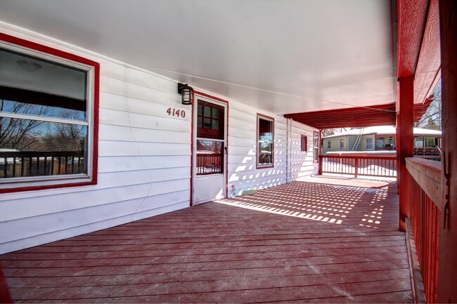 4140 S Huron Ct in Englewood, CO - Building Photo - Building Photo