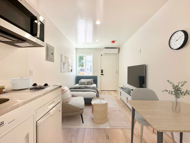property at 11957 Rochester Ave
