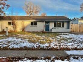 4090 Independence Ct in Wheat Ridge, CO - Building Photo