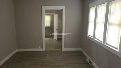 909 Blaine Ave in South Bend, IN - Building Photo - Building Photo