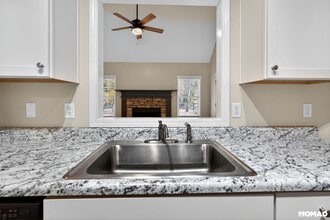 198 Lakeview Dr in Temple, GA - Building Photo - Building Photo