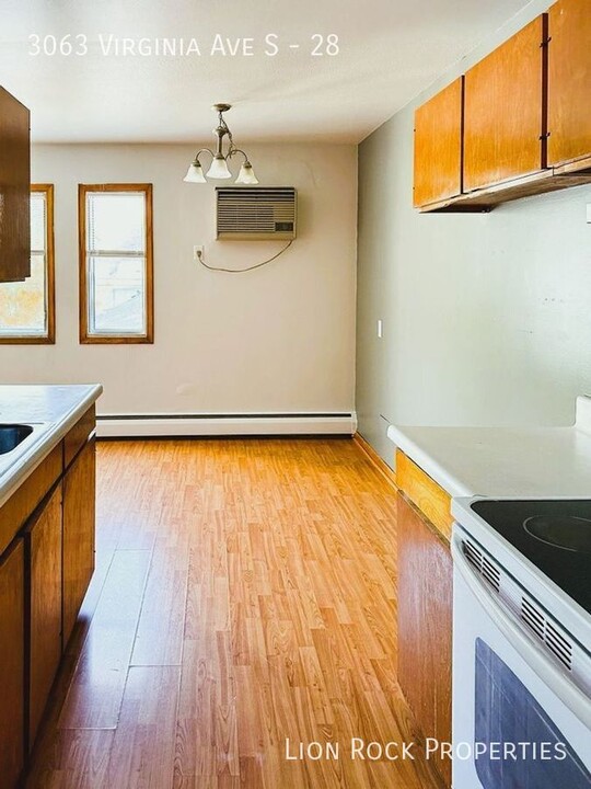 3063 Virginia Ave S-Unit -28 in St. Louis Park, MN - Building Photo