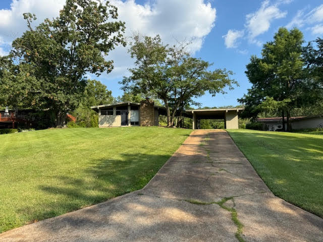 1216 Dubois Ct