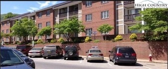 116 Grand Blvd in Boone, NC - Building Photo