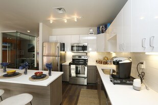 Luxury Housing - Uncommon Fort Collins in Fort Collins, CO - Building Photo