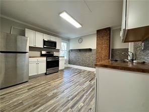 property at 1048 Monroe Ave