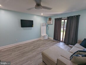 725 Allen Dr in North Wildwood, NJ - Building Photo - Building Photo