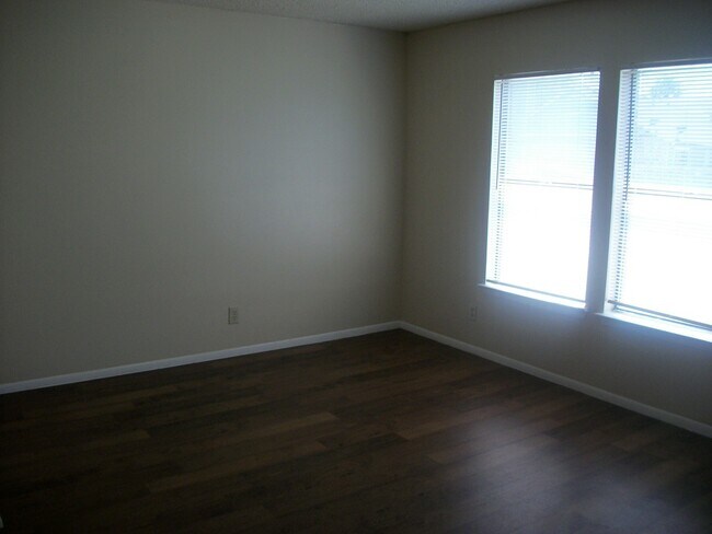 4238 Sunrise Cove Dr in San Antonio, TX - Foto de edificio - Building Photo