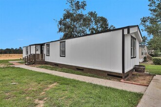 84 Ridgeway Dr in Conroe, TX - Building Photo - Building Photo