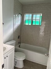 2535 NW 9th St, Unit 2535 NW 9th Street in Miami, FL - Building Photo - Building Photo