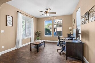 300 W Alameda Dr in Mountain House, CA - Building Photo - Building Photo