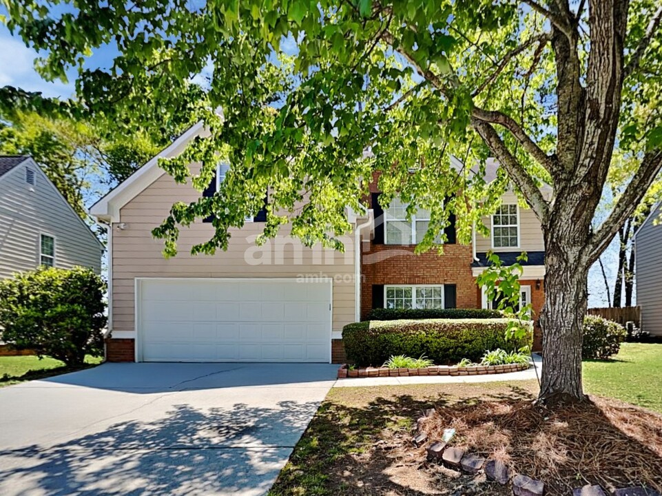 3355 Wrenwood Ct in Loganville, GA - Building Photo