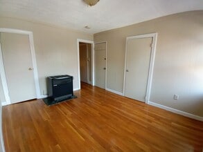 18 Parmenter St, Unit 1 in Boston, MA - Building Photo - Building Photo