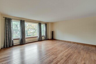 1216 Hull Terrace in Evanston, IL - Building Photo - Building Photo