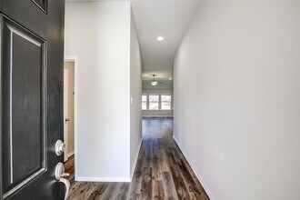 21202 Palomino Cove in Lago Vista, TX - Building Photo - Building Photo