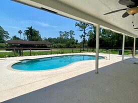 16605 115th Ave N in Jupiter, FL - Building Photo