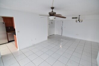 7300 Wayne Ave in Miami Beach, FL - Building Photo - Building Photo