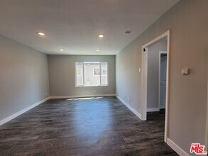 2622 S Orange Dr-Unit -3 in Los Angeles, CA - Building Photo - Building Photo