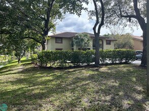 3615 NW 114th Ln in Coral Springs, FL - Building Photo - Building Photo
