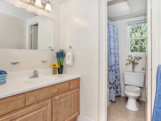 Fox Pointe in Hi-Nella, NJ - Building Photo