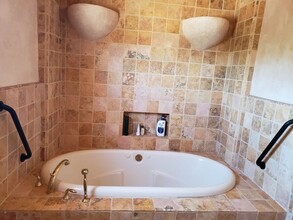 28 W San Marcos Rd, Unit Furnished Guest Unit in Santa Fe, NM - Building Photo - Building Photo