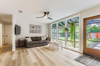 5203 Avon Pl in Austin, TX - Building Photo - Building Photo