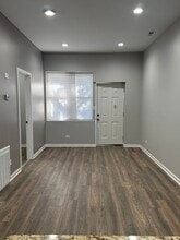 2812 S Trumbull Ave in Chicago, IL - Building Photo - Building Photo