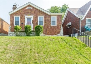 6525 Tholozan Ave in St. Louis, MO - Building Photo