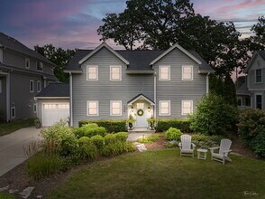 4939 Lee Ave in Downers Grove, IL - Building Photo - Building Photo