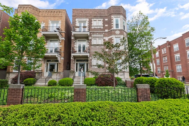 property at 4260 Lindell Blvd
