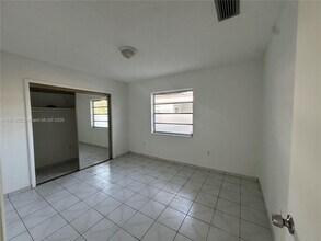 3608 SW 25th St in Miami, FL - Building Photo - Building Photo