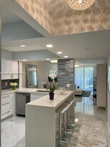 1266 S Military Trail in Deerfield Beach, FL - Building Photo