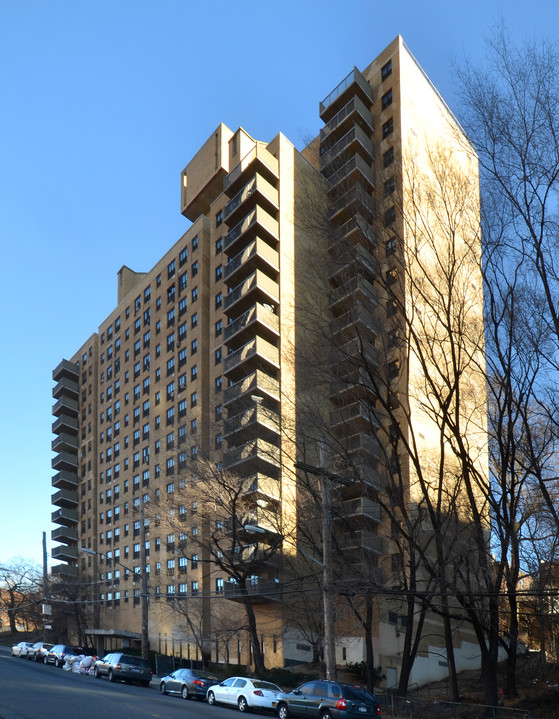 University Riverview in Bronx, NY - Building Photo