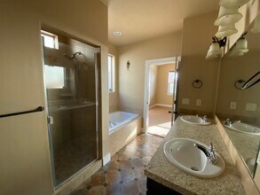 2845 E Shadowband St in Eagle, ID - Foto de edificio - Building Photo