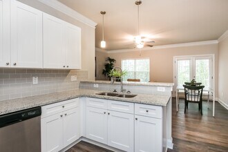 216 Riley Cir in Dawsonville, GA - Building Photo - Building Photo