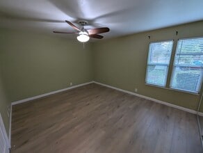 385 Camelback Rd in Pleasant Hill, CA - Building Photo - Building Photo