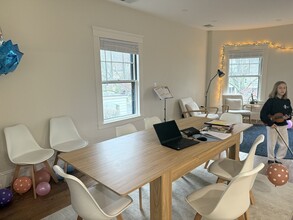 12 Manchester Rd in Brookline, MA - Building Photo - Building Photo