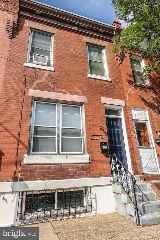 property at 3002 Memphis St