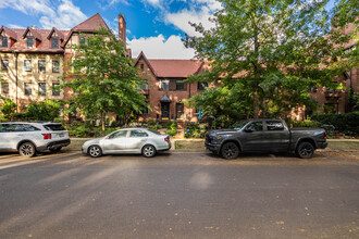 Forest Hill Gardens in Forest Hills, NY - Building Photo - Building Photo