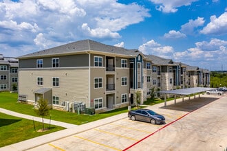 Copper Pointe in San Antonio, TX - Building Photo - Building Photo