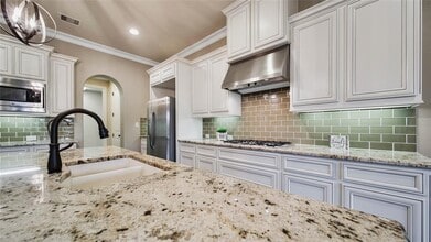 26 Beacons Light Pl in Tomball, TX - Building Photo - Building Photo