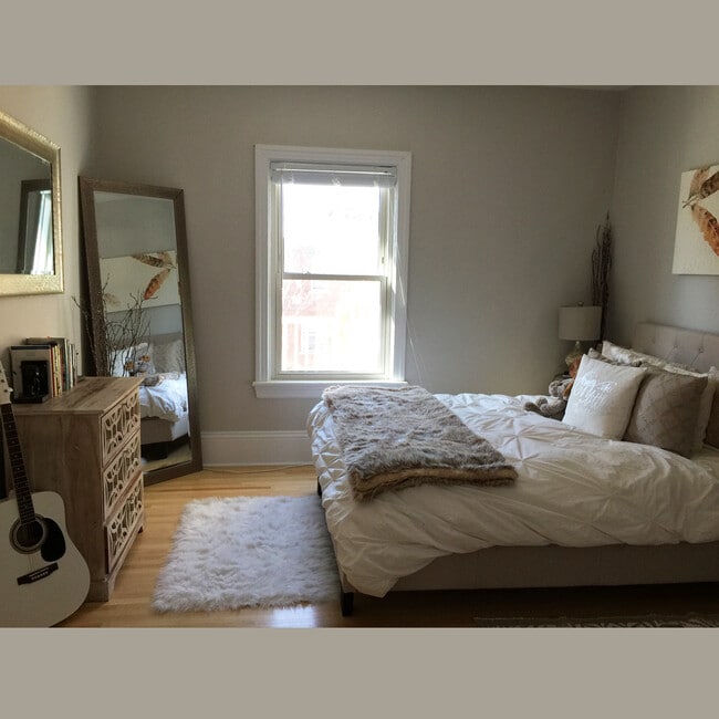 property at 18 Fairleigh Av S