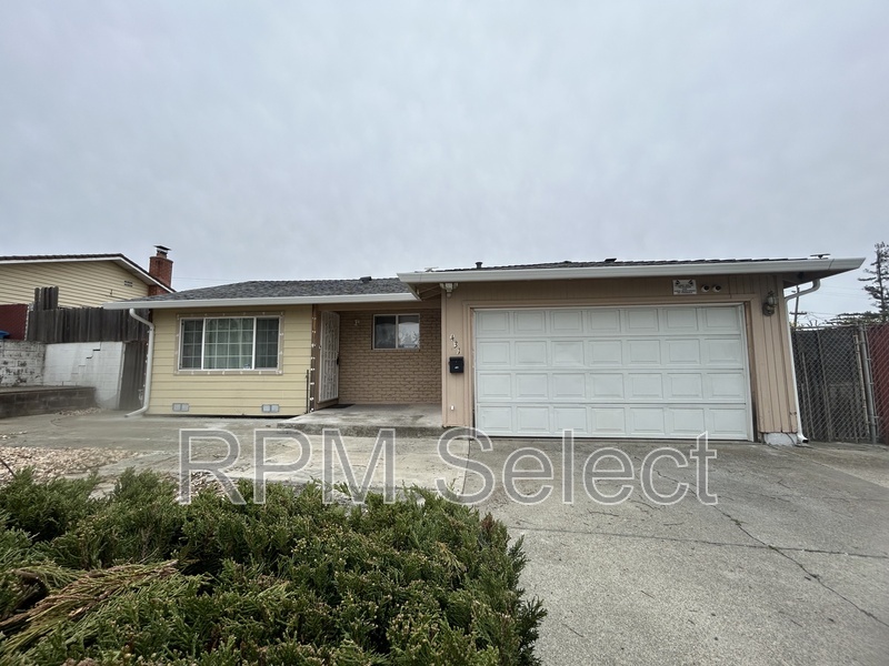 431 Del Sur St in Vallejo, CA - Building Photo