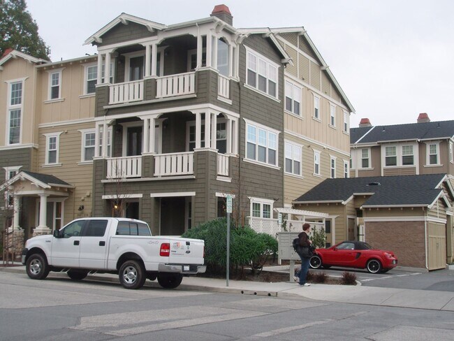 property at 234 Cardiff Pl