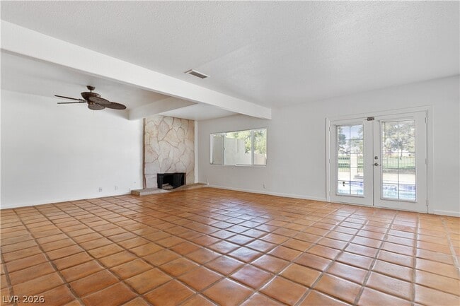 908 Vegas Valley Dr in Las Vegas, NV - Building Photo - Building Photo